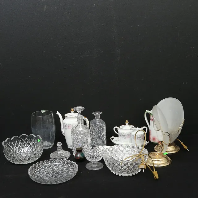 PARTI, glas och porslin, 1900-tal.