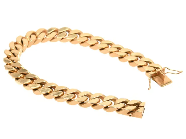 ARMBAND, 18K guld, pansarlänk, längd 19 cm, vikt 66,2 g.