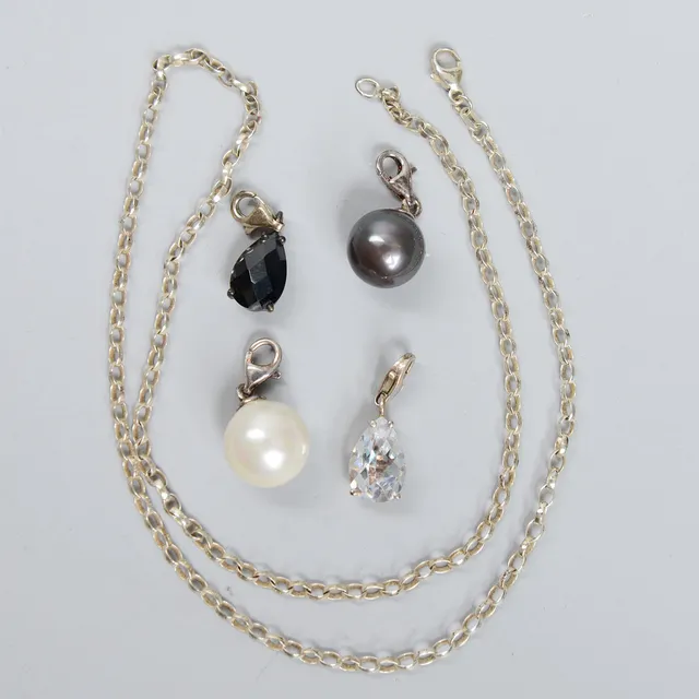 THOMAS SABO, 4 berlocker & halskedja, sterlingsilver.