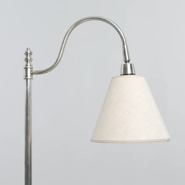 GOLVLAMPA, metall, 1900-talets andra del.