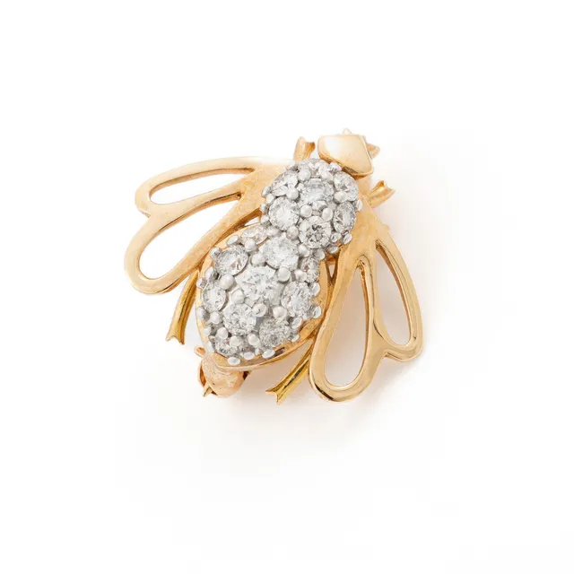 Brosch, Jarl Sandin/ Mary Kay, i form av bi, 18K guld med briljantslipade diamanter.