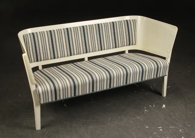 Søren Hansen for Fritz Hansen. Sofa, model 2240