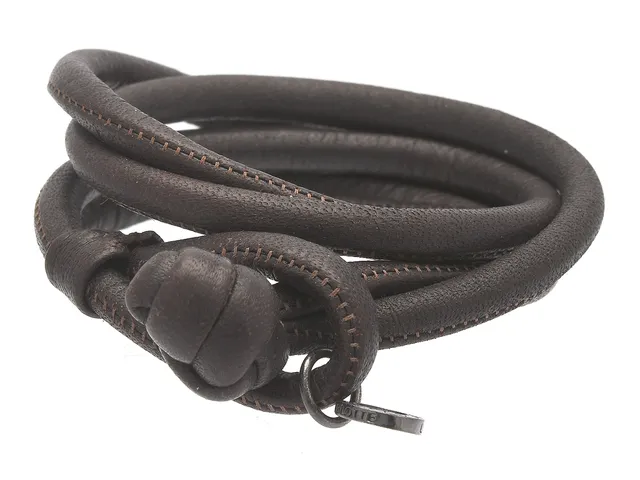 OLE LYNGGAARD, armband, Sweet Drops, brunt kalvskinn, längd 35 cm.