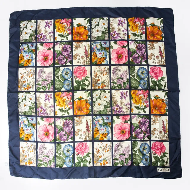 GUCCI. Scarf, siden, blommor, 1960-70 tal.