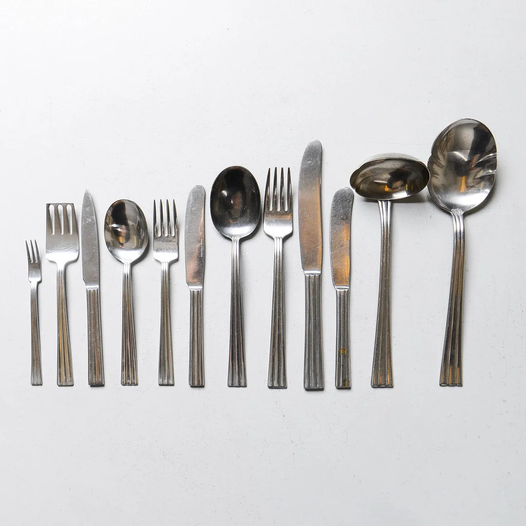 FOLKE ARSTRÖM. "Thebe", bestick för 4 personer, Gense (41 delar). — Other metals — Formstad Auktioner