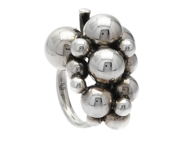 GEORG JENSEN, ring, Moonlight grapes, sterlingsilver, stl 17,25 mm, vikt 21 g, originaletui.