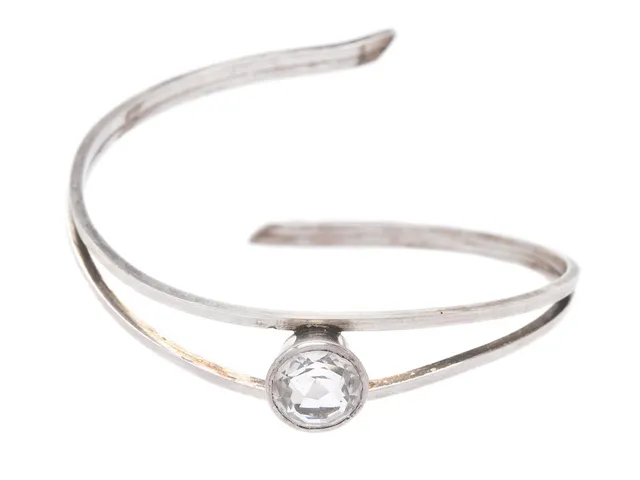 ARMBAND, silver, bergkristall, Martin Öhman, Lycksele 1967, 6,3 x 5,7 cm, vikt 14,8 g.