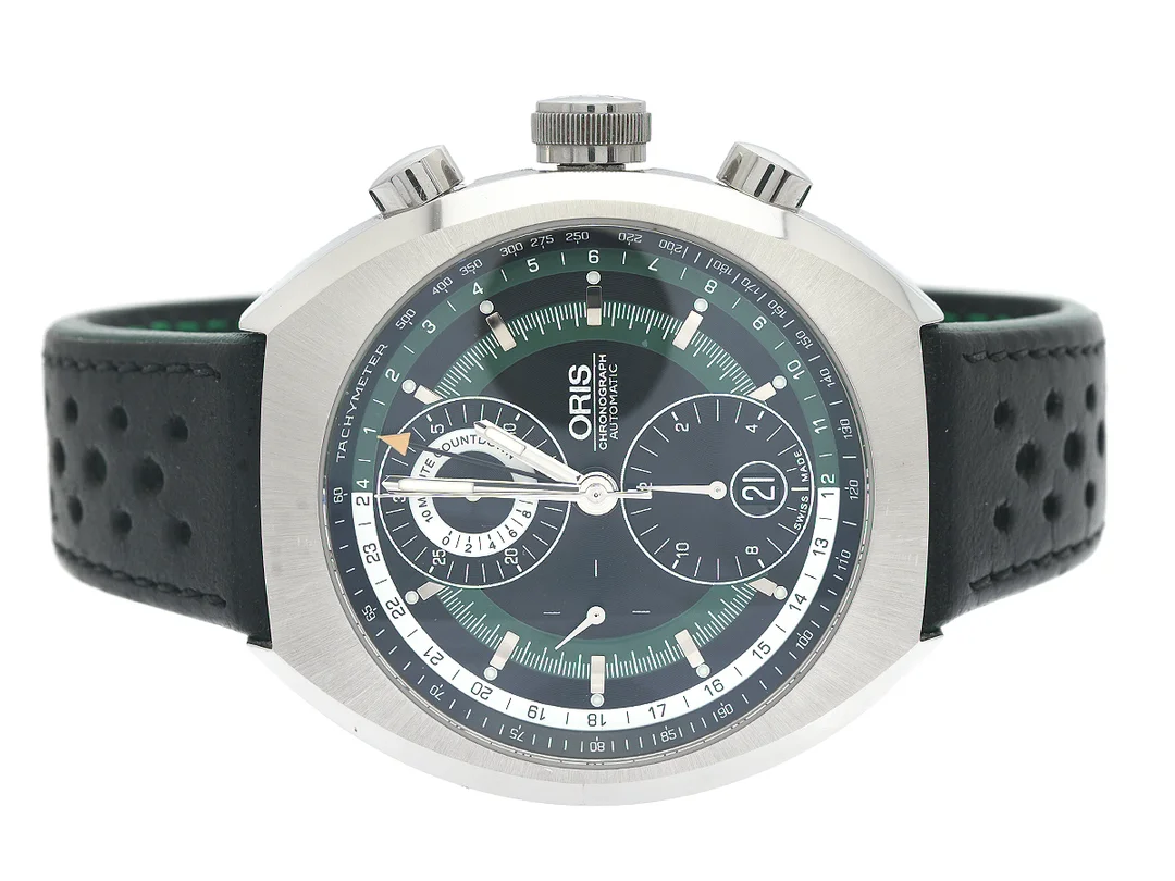 ORIS, Chronoris, Grand Prix ´70, Limited Edition, "Tachymeter", Cal 677 (ETA 7750), Ref nr. 01 677 7619 4154-Set, Boett nr. 7619, kronograf, herrur, 42,5 mm, stål, automatisk, safirglas, datum, 24-timmarsvisning, glasbaksida, läderband, viklås, cert, oktober 2013, box, ytterkartong. Limiterad och numrerad (0240/1970). OBS, racehandskar saknas. — Klockor/Oris — Kaplans