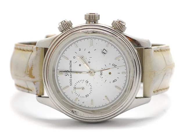 SJÖÖ SANDSTRÖM, Lady Chronograph, Cal 251.471, Boett nr. 202, kronograf, damur, 35 mm, stål, quartz, datum, OBS defekt, skadad urtavla, skadade visare, glas saknas, skadad boett, läderband, ca 2000.