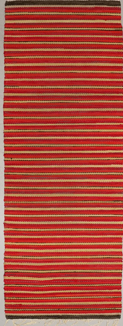TRASMATTA, 1900-talets andra hälft. Ca 344x90 cm. — European Carpets & Textiles — Crafoord Auktioner Malmö