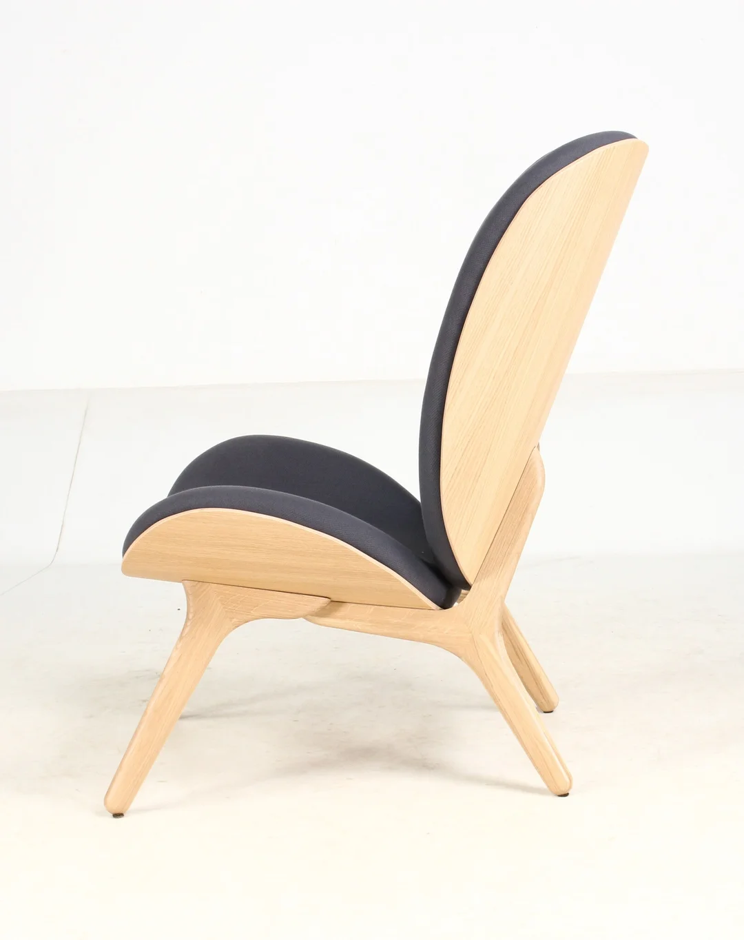 Anders Klem for Umage. High-backed armchair model 'A Conversation Piece, Tall' — Furniture/Lounge chairs — Lauritz