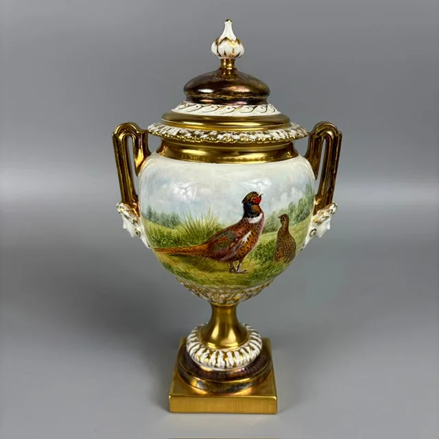 ROYAL WORCESTER LIMITED EDITION VASE. — European — Lyme Bay Auctions