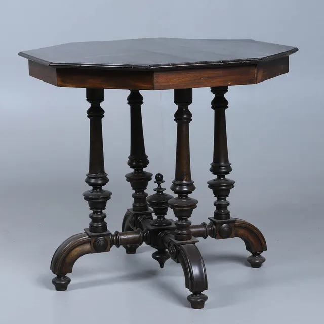SALONGSBORD, nyrenässans, 1800-talets slut.