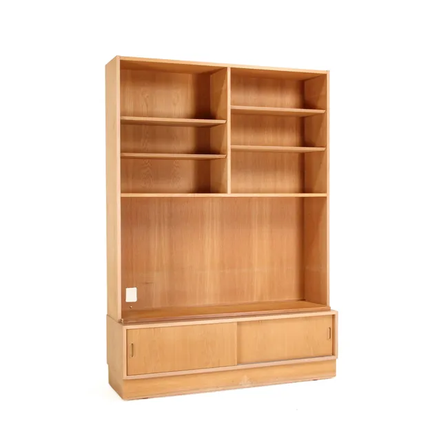 Aage Hundevad for Hundevad & Co. Low sideboard with top, oak (2)