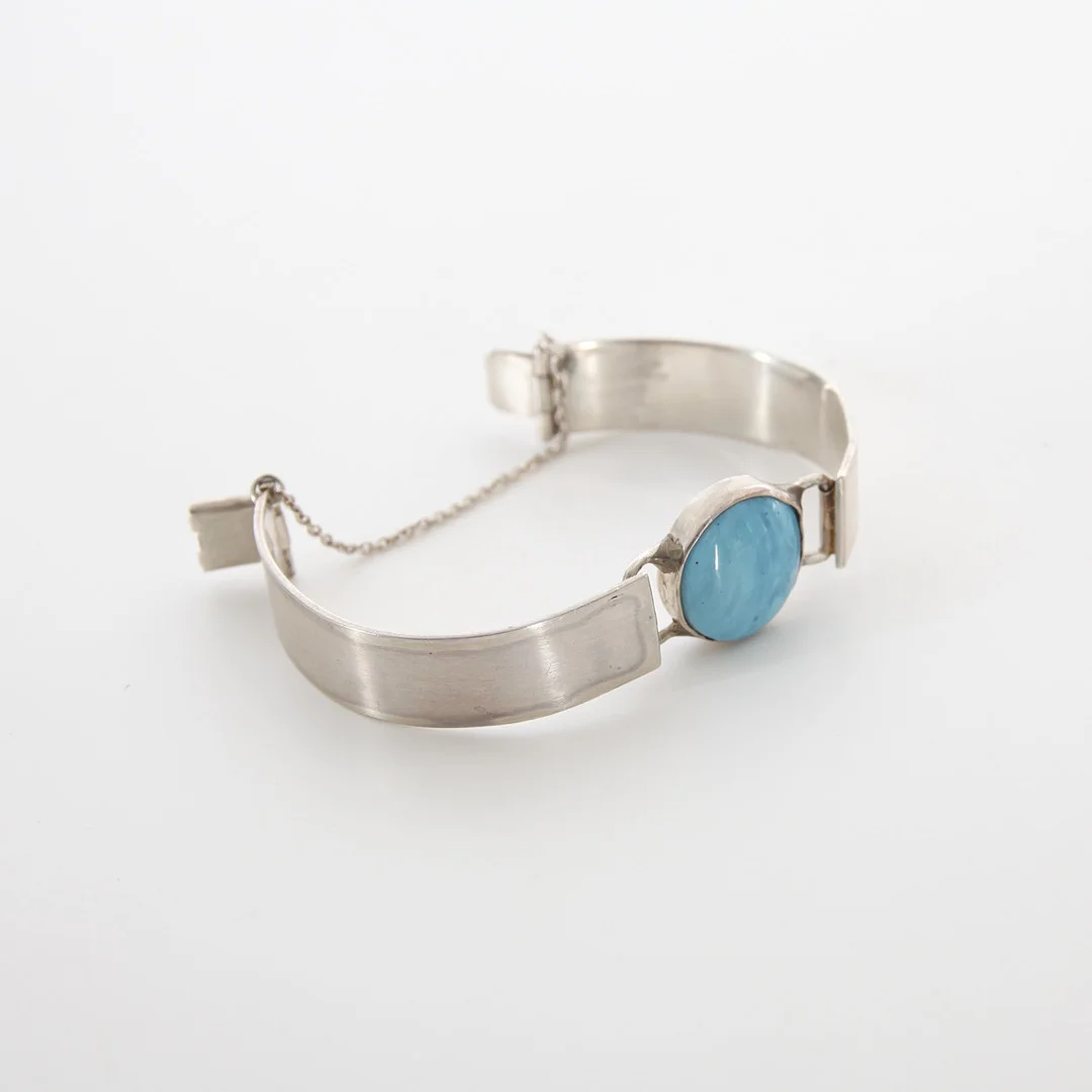 STELT ARMBAND, Sterlingsilver, 2013. — Bracelets — Auktionsverket Engelholm