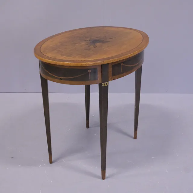 SIDOBORD, 1900-TALETS BÖRJAN.
