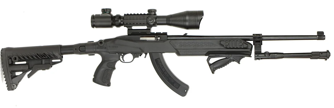 KULGEVÄR, fabrikat Ruger, modell 10/22, kaliber .22lr, tillv.nr 0004-70897, se-nr SE2606669. — Rifles — Walter Borg