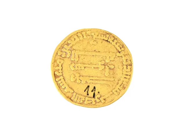 MYNT, guld, Dinar, 754-775, Bagdad, Al Mansur, kvalité ca 1, diameter 20 mm, vikt 4,0 g, lite klotter med spritpenna.