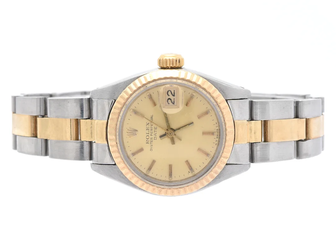 Rolex OP Date, automat, damur, 26mm, plastglas, stål/guld snr 7014389, refnr 6917 Oysterlänk stål/guld, ca 81/82, repor och små bucklor på länk och boetten, länk ca 15,5cm — Klockor/Rolex — Kaplans