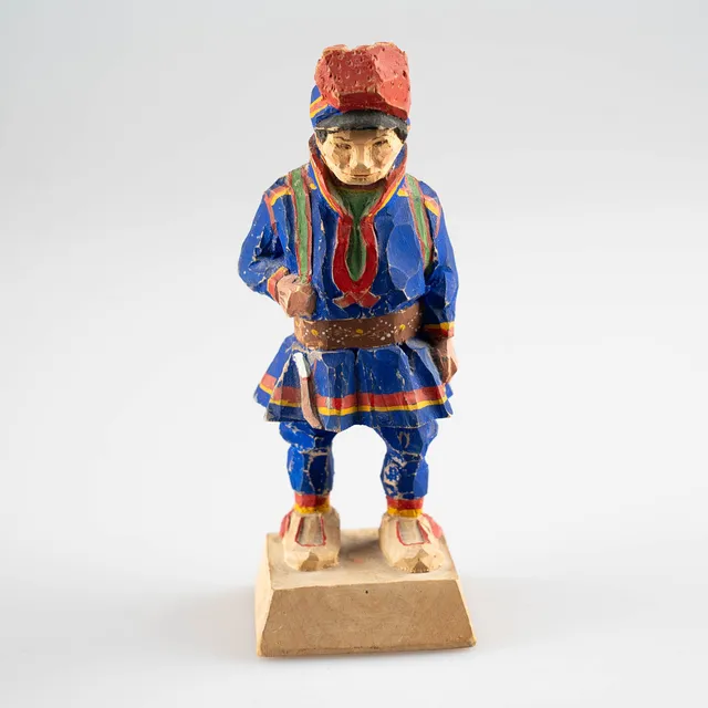 BENGT FRANSSON. Bemålad träskulptur "Same" Signerad 1900-tal.