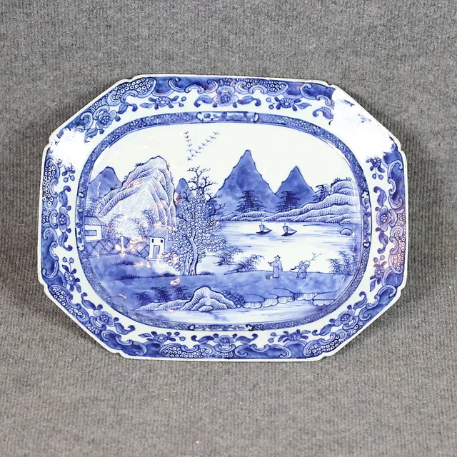 STEKFAT, blåvitt porslin, Kina, Qianlong.
