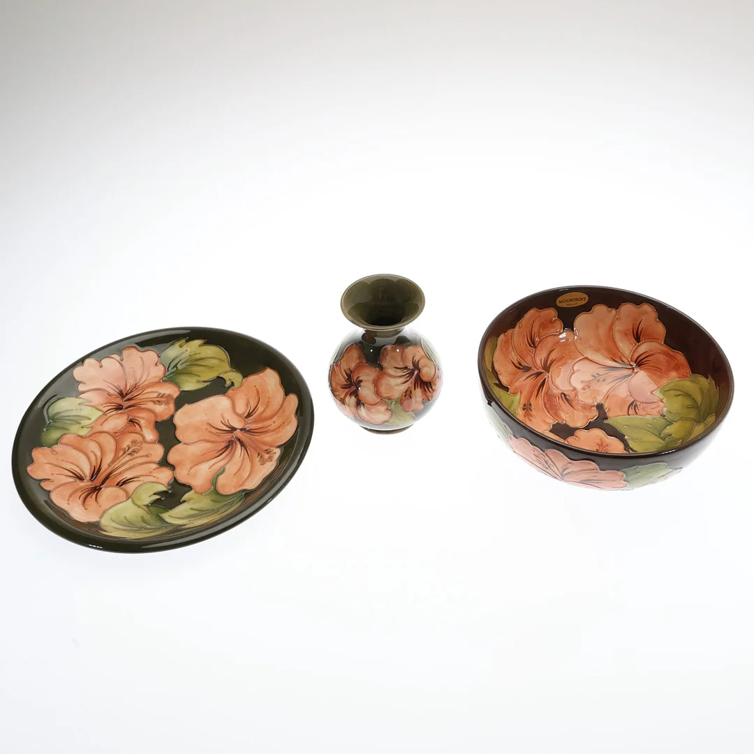 WALTER MOORCROFT HIBISCUS PATTERN VASE, AND 2 OTHER MOORCROFT HIBISCUS PATTERN PIECES. — European — Young's Auctions