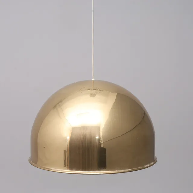 EJE AHLGREN. TAKLAMPA, MÄSSING, BERGBOMS.