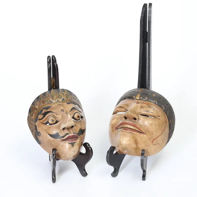 MASKER, 2 st.