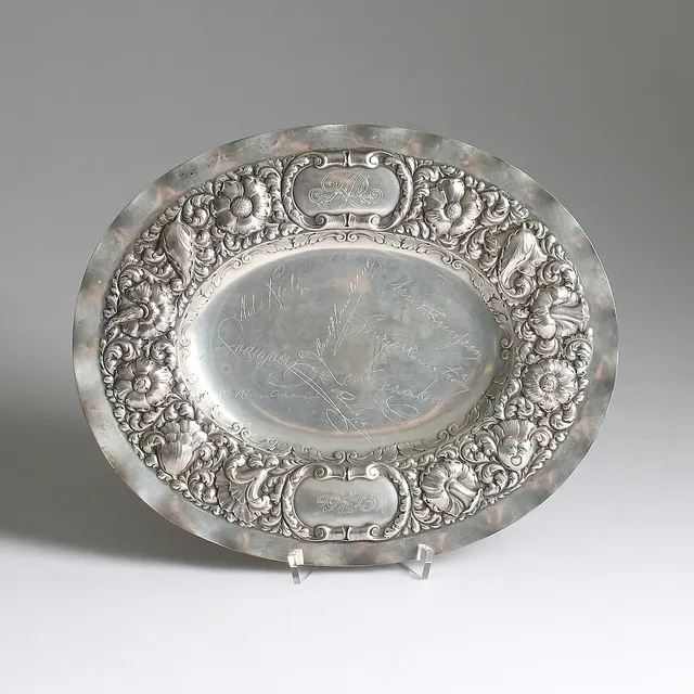 FAT, silver, C.G. Hallberg, Stockholm, 1913. Vikt 361 gram.