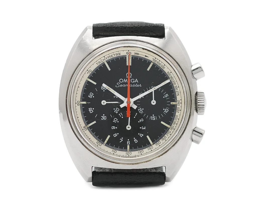 OMEGA, Seamaster, "Tachymetre", Cal 861, Serie nr. 28080043, Ref nr. ST 145.016, Boett nr. 145.016-68, kronograf, herrur, 37,5 mm, stål, manuell, plexiglas, skadad urtavla (6/10), läderband, ca 1969. — Klockor/Omega — Kaplans