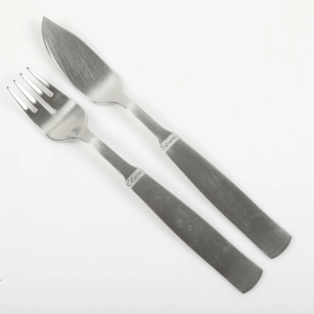 SVEN ARNE GILLGREN. Fiskbestick, 16 delar, "Ranka", rostfritt stål, Gense. — Other metals — Helsingborgs Auktionskammare