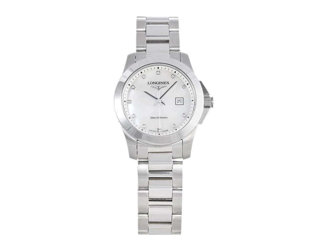 LONGINES, Conquest (30bar/300meter), Serie nr. 38242107, Ref nr. L3.277.4.87.6, damur, 29 mm, stål, quartz, safirglas, datum, pärlemorurtavla med diamanter (11 st. TW-F-G/VS-SI, ca 0,031 ctv) originallänk, viklås, Ref nr. L600131634 W, ca 2012, box (skadad). — Klockor/Longines — Kaplans