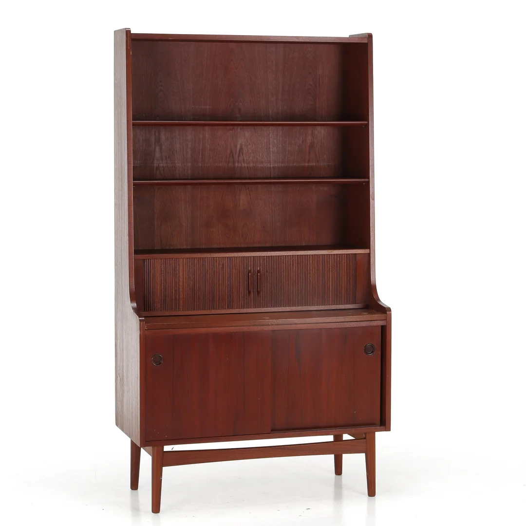 Johannes Sorth. 'Bornholmer bookcase, teak wood — Furniture/Beds, mattresses — Lauritz