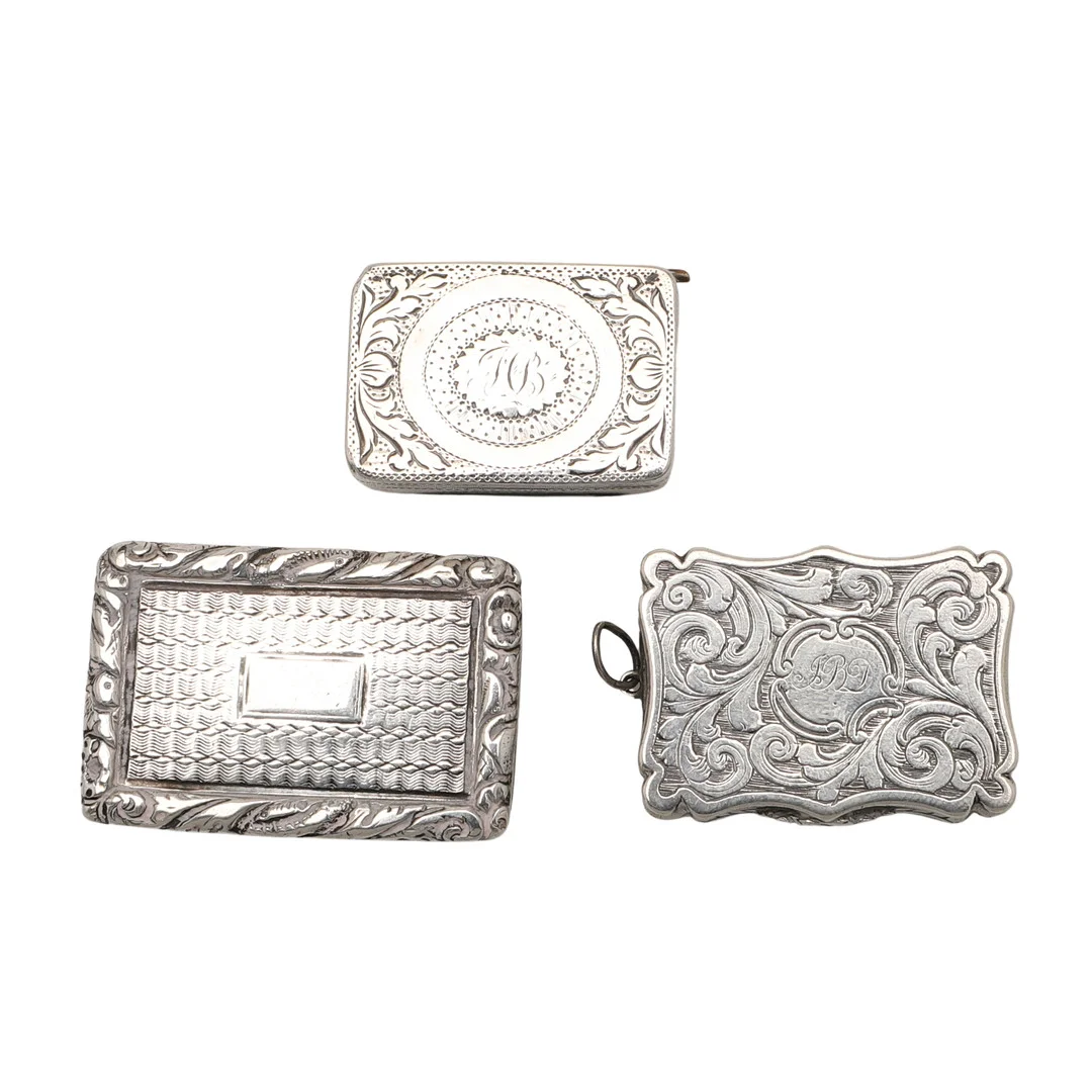 A VICTORIAN SILVER VINAIGRETTE. — Silver — Lawrences Auctioneers