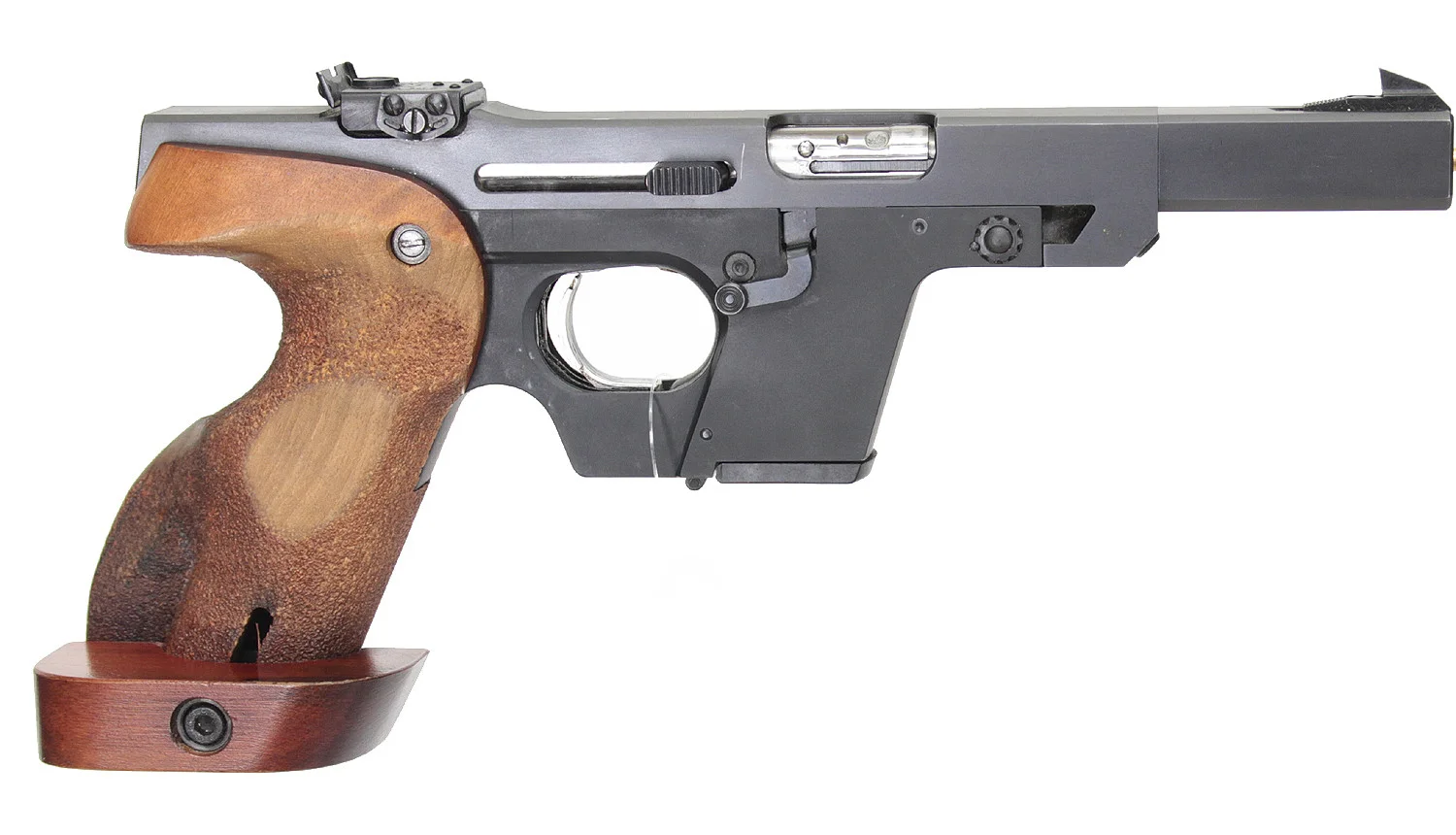 62. PISTOL, tyskt, Halvautomatisk, fabrikat Walther, modell GSP, kaliber .22Lr, tillv.nr 79794, se-nr Begagnad. — Pistols — Walter Borg