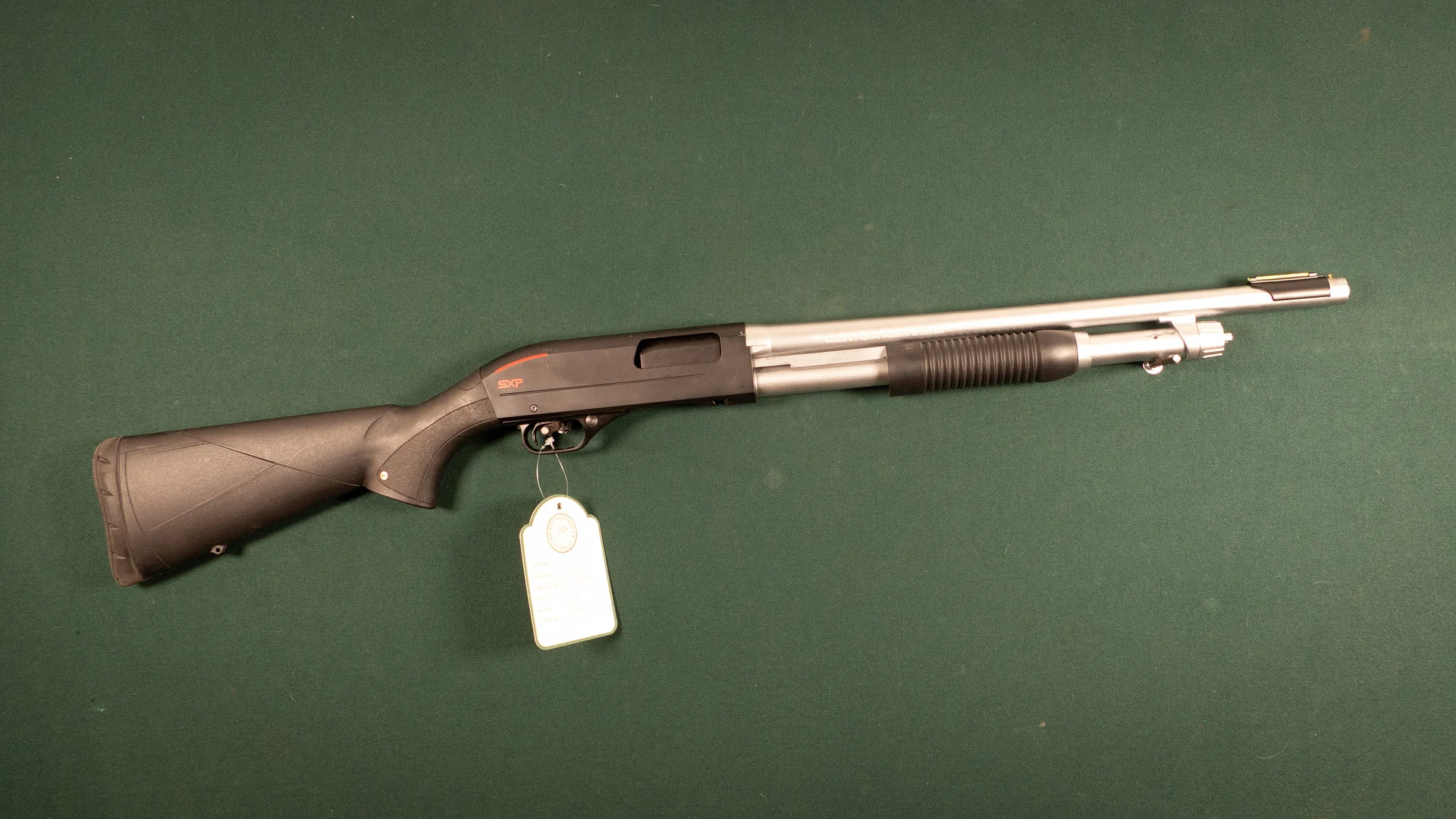 Winchester SXP Defender kal. 12/76 #12AZV38170 SE2596773. — Shotguns — Mauritz Widforss