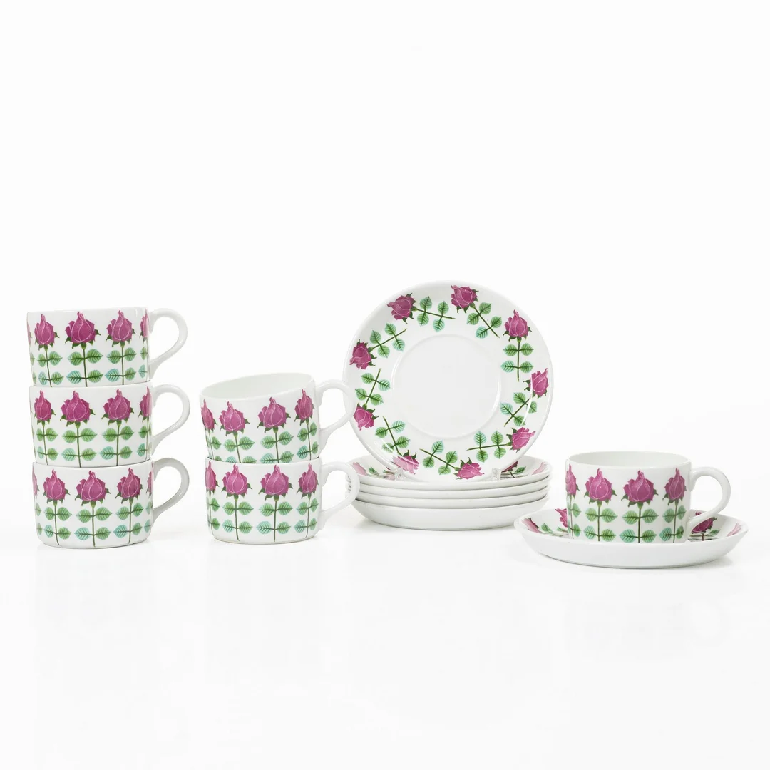 Stig Lindberg, Tekoppar med fat, 6 st, flintgods, "Pynta", Gustavsberg. — Design/Keramik — Bukowskis