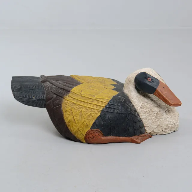 SKULPTUR, bemålat trä, 1900/2000-tal.