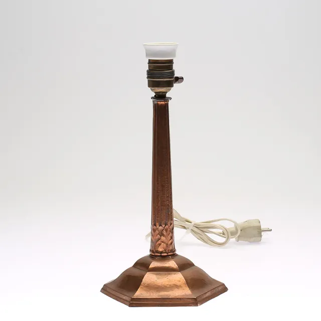 BORDSLAMPA, jugend, 1900-talets början.