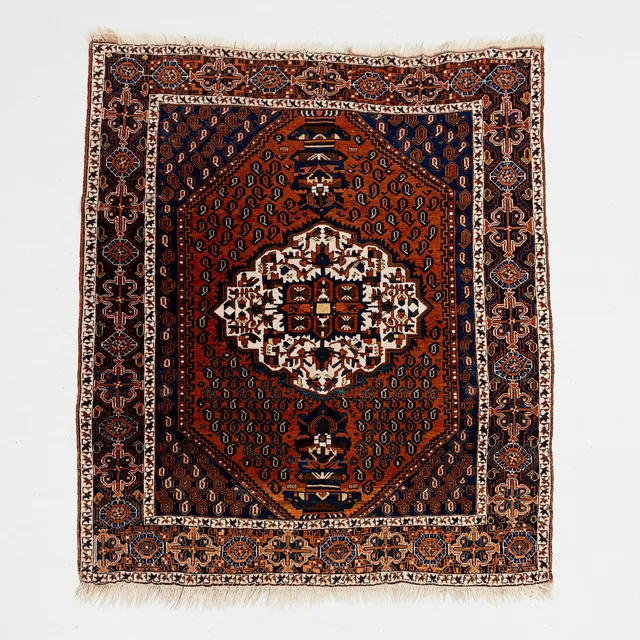 MATTA, semiantik, Bakhtiari, ca 158x141 cm.
