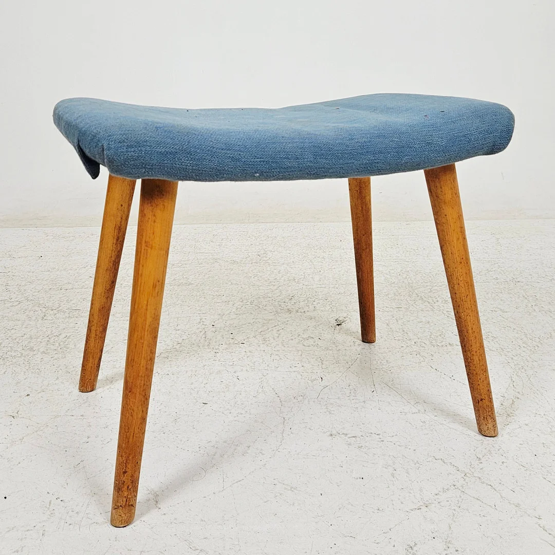 PALL, E. Pettersson, Möbleringsaffär, Gefle, 1950/60-tal. — Armchairs & Chairs — Auktionshuset Thörner & Ek