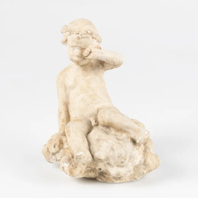 RUTH MILLES. Skulptur i patinerad gips, "Putti".