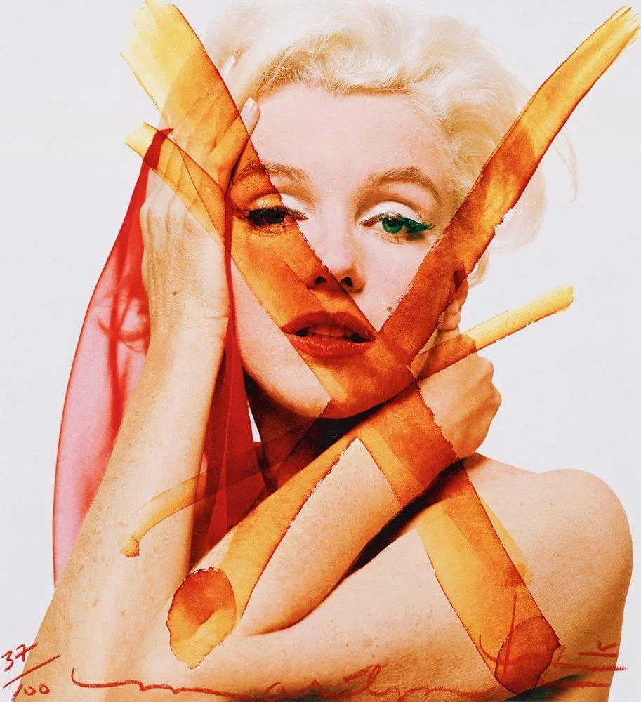 Bert Stern, "Marilyn with a red shawl (From the Last Sitting)", 1962. — Bukowskis