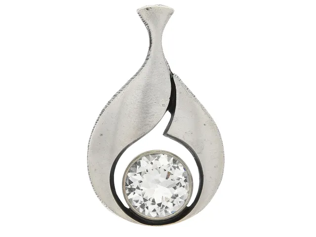 KARL LAINE, hänge, silver, bergkristall, höjd 5,6 cm, vikt 11,6 g.