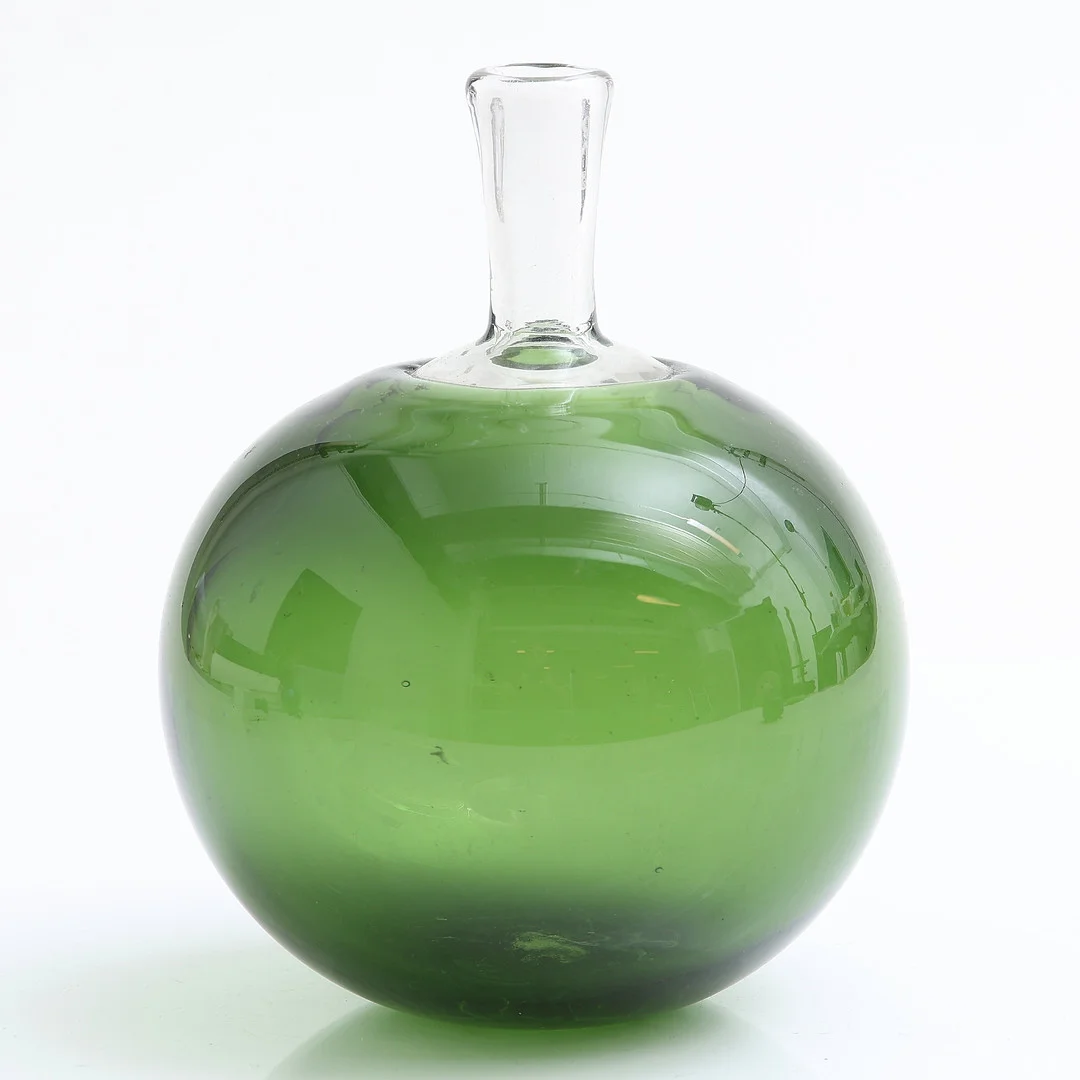 GUNNAR ANDER. Vas, glas, "Cascade" Lindshammar, sign G Ander 1316. — Art glass — Auktionshuset Thelin & Johansson