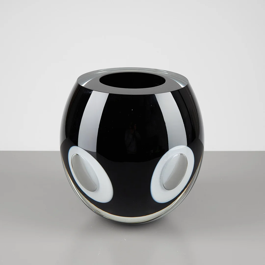 TIMO SARPANEVA. GLASSKULPTUR "Claritas", signerad Timo Sarpaneva, Iittala 1990 3/3. — Art glass — Stockholms Auktionsverk Helsinki