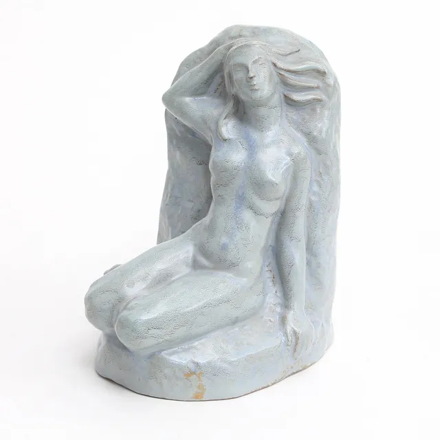 GRETA RUNEBORG. Bokstöd, stengods, märkt GR 936 S:t Eriks lervarufabrik, 1900-talets första hälft.
