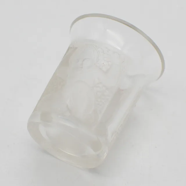 LALIQUE, "LES ENFANTS", LIKÖRGLAS, DESIGN AUS 1932.