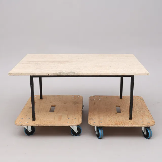 SOFFBORD, TRAVERTINSKIVA MED METALLUNDERREDE, 1960-TAL.