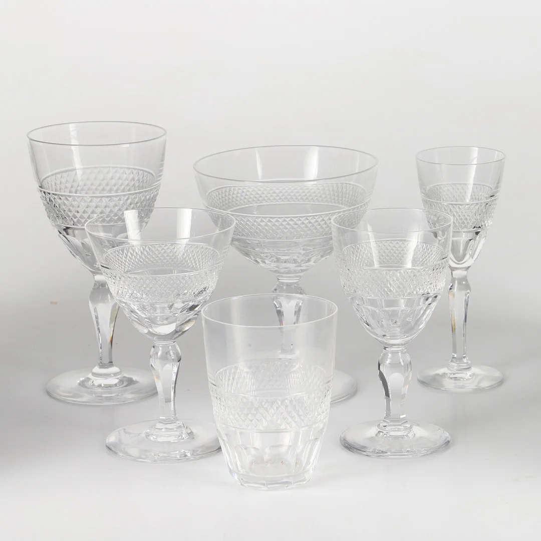 EDWARD HALD. Glasservis, 45 delar, "Rio". — Tableware — Helsingborgs Auktionskammare